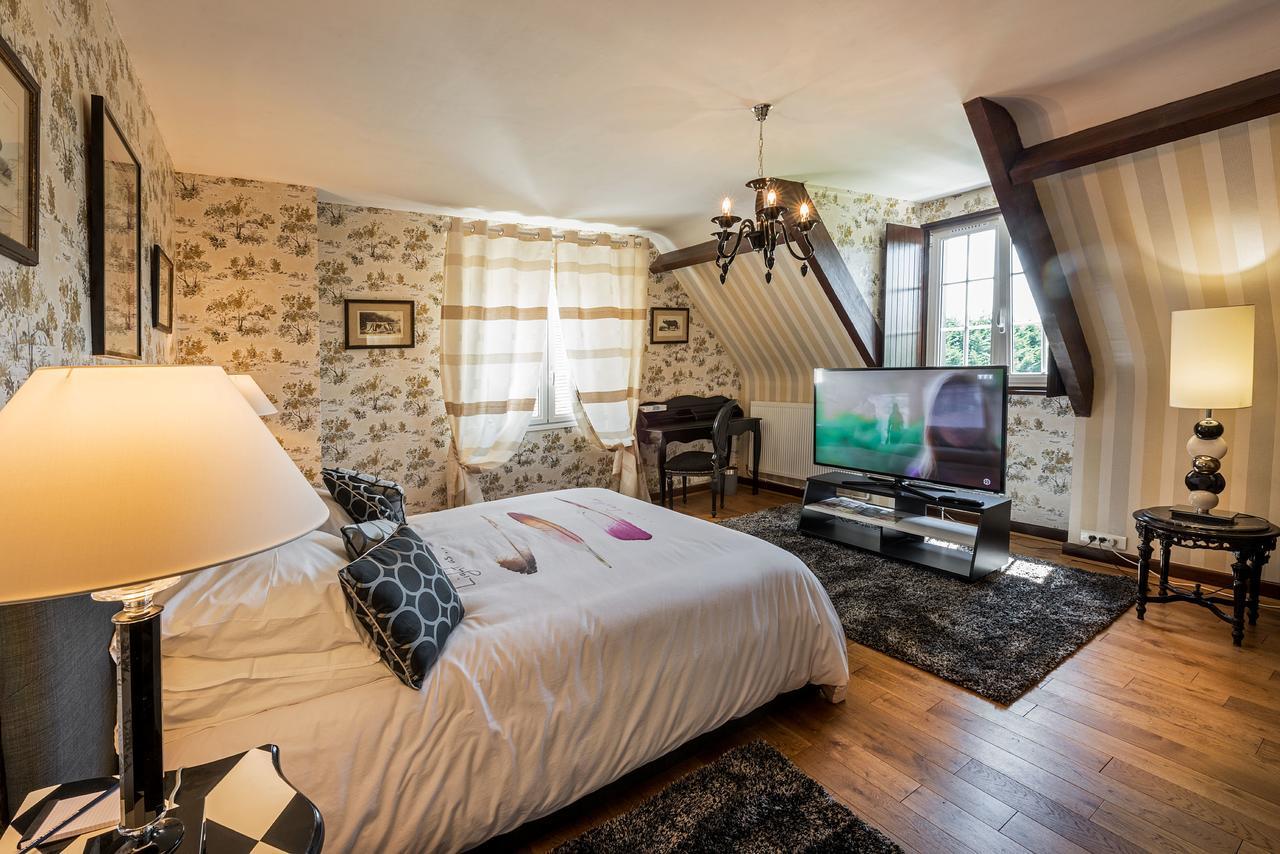 Domaine Du Bois Des Anges Bed & Breakfast Germigny-l'Eveque Exterior foto